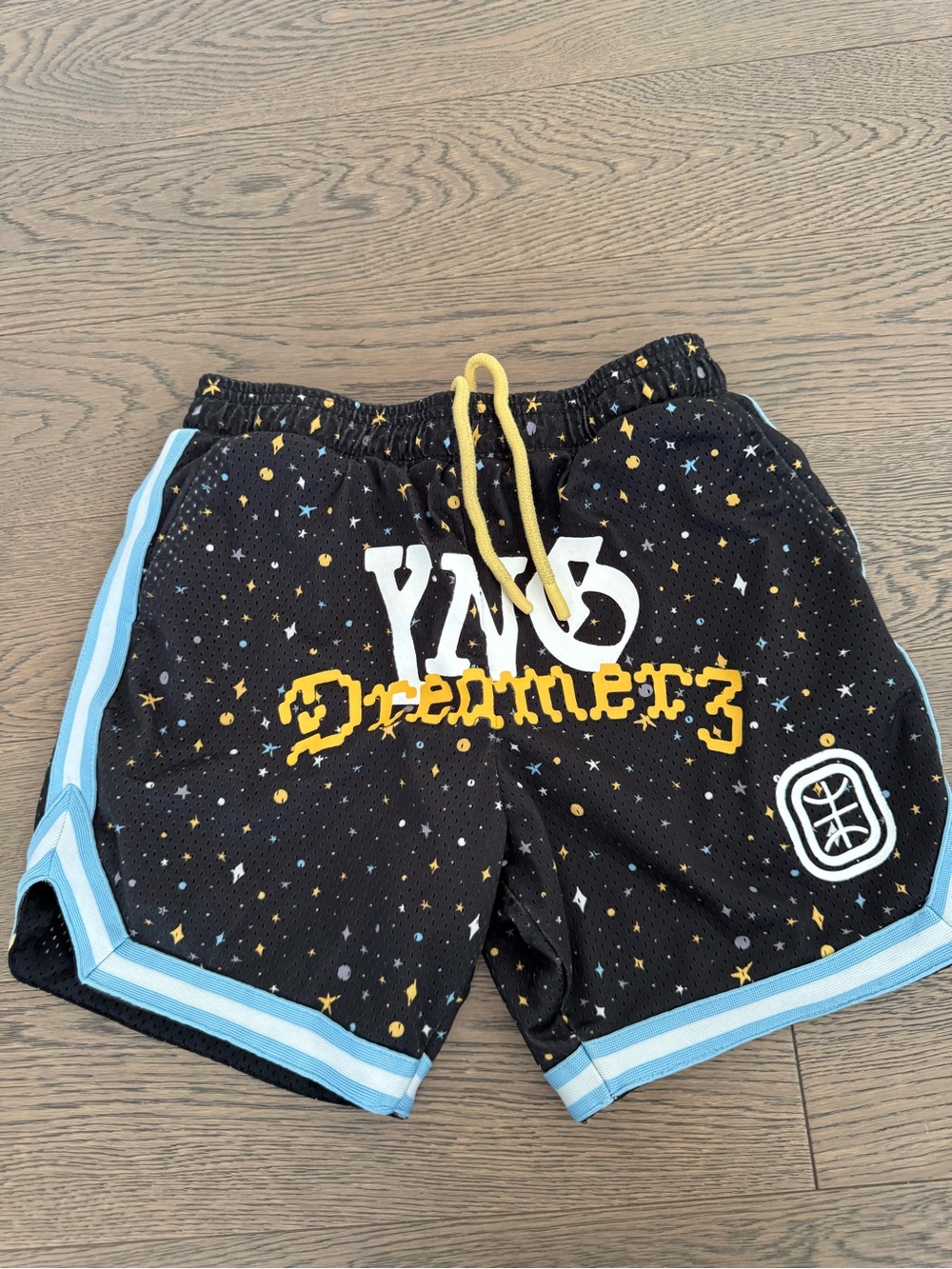 YNG OVERTIME streatwear star shorts